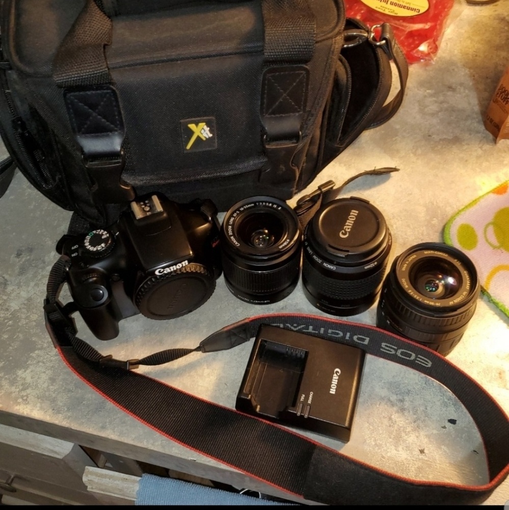 Professional Canon Rebel Digital Camera Bundle